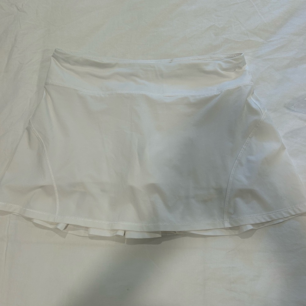 Lululemon tennis skort - white